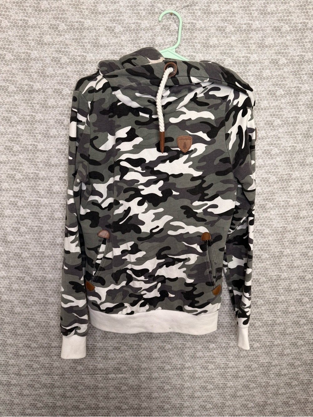 Wanakome Women Small Camouflage Hoodie Sweatshirt Long Sleeve Pullover